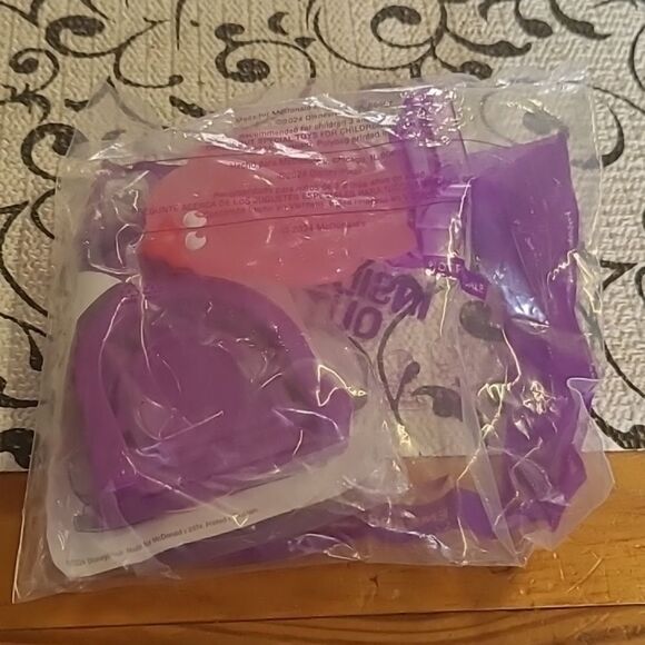 2024 McDonald's Happy Meal Toy - Picture 2 of 5